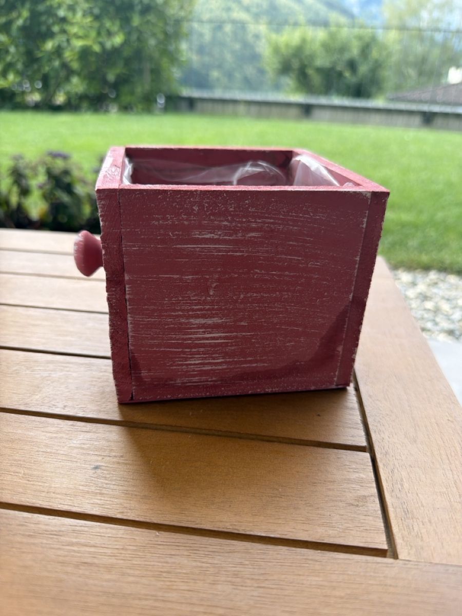 Blumentöpfe: Blumentopf Holz Landhausstil – Gebraucht aus Rickenbach SZ von Bumblebee_3103 1