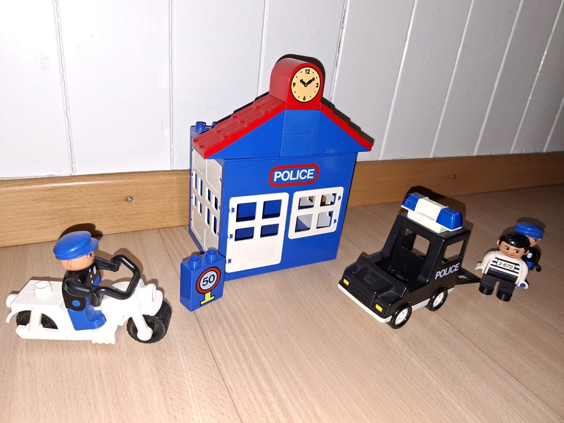 Lego Spielzeuge: Lego Duplo Polizei Station 2672 Klassiker – Gebraucht aus Wittenbach von Gugielmo 1