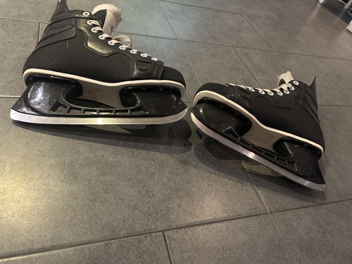Pattini da ghiaccio: Schlittschuhe Adventure Pro, Grösse 46 – Usato da Mühledorf SO venduto da Dania77 6