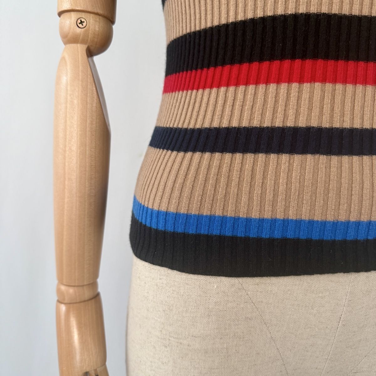 Akris Top: AKRIS Wool Top – Nuovo (secondo la descrizione) da Emmen venduto da AVVIIVVA_Store 2