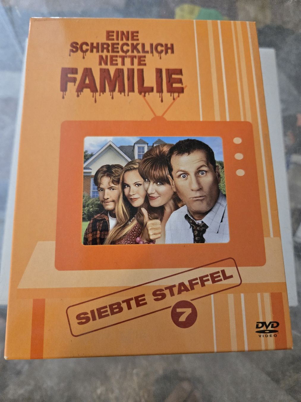 Alle DVDs: Eine Schrecklich Nette Familie 7. Staffel – Gebraucht aus Bussigny von Kfdlt