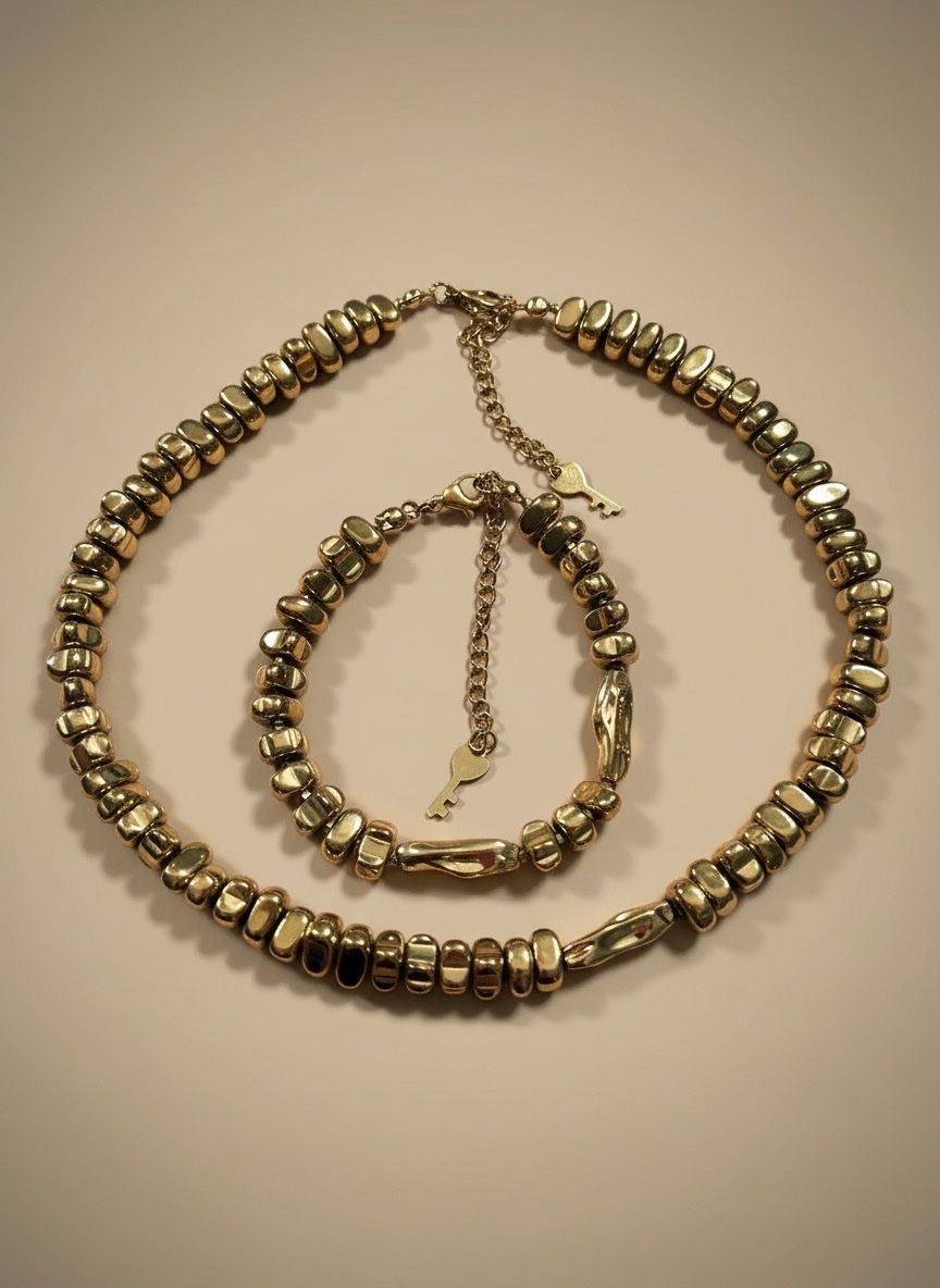 Bracciali & Braccialetti: Golden Beaded Bracelet with Key Charm - Summer Style – Nuovo e nell'imballaggio originale da Saland venduto da ele_vc96 2