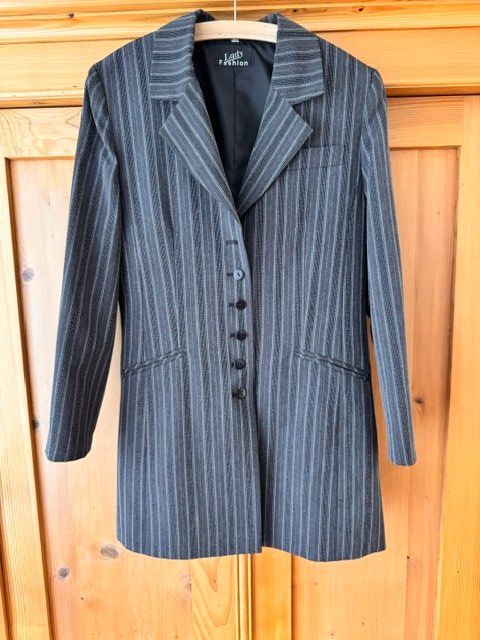 Vestes: BLAZER - NADELSTREIFEN - GRÖSSE 40 – D'occasion à Honau par sainj