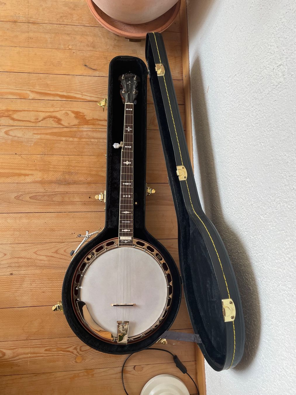 Strumenti musicali: Gold Star 5 String Banjo – Usato da Günsberg venduto da ildierfdivad 1