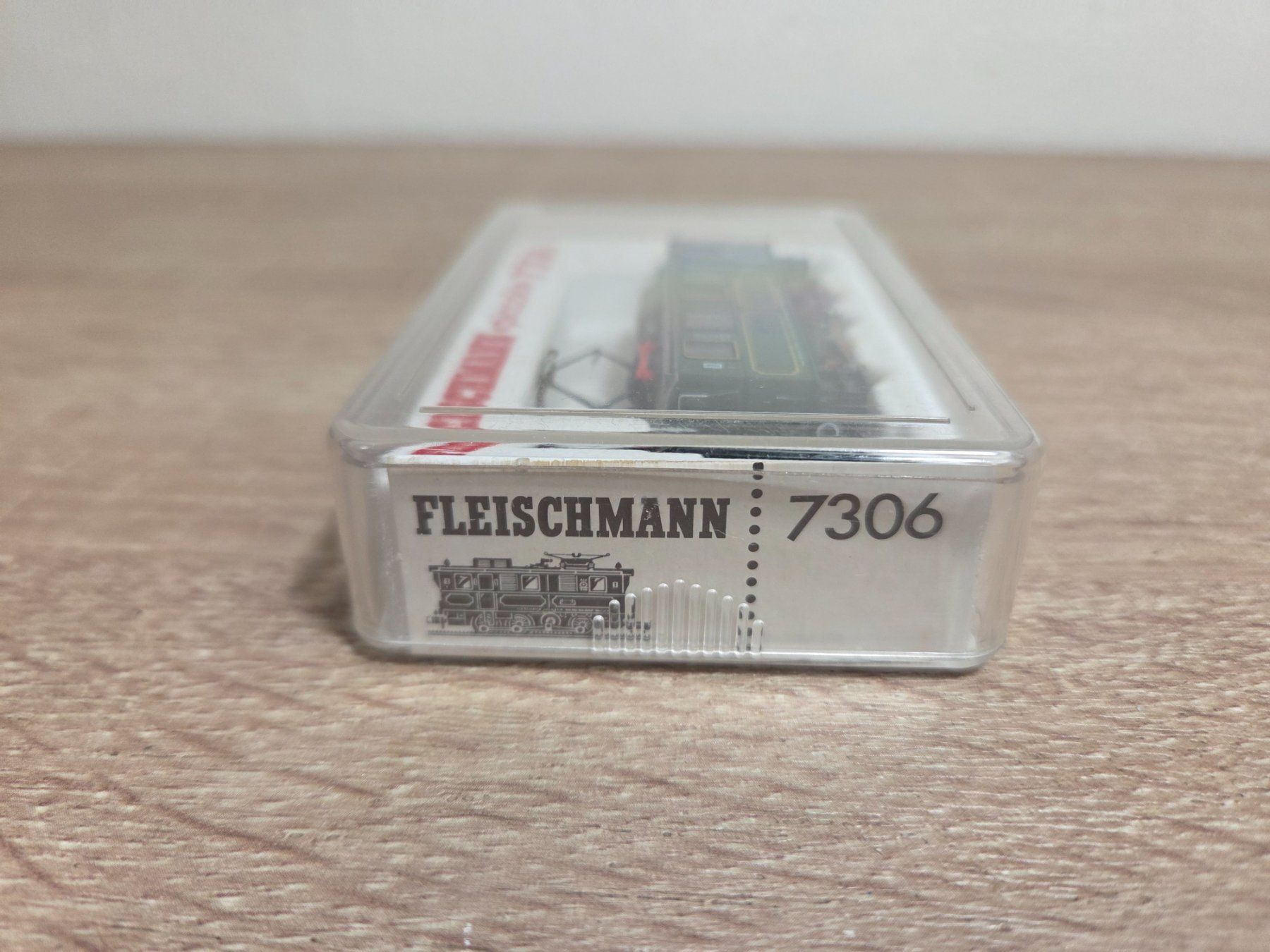 Fleischmann Modellini di ferrovie: Fleischmann N 7306 E-Lok PZB – Usato da St-Aubin-Sauges venduto da Lo_Go 7