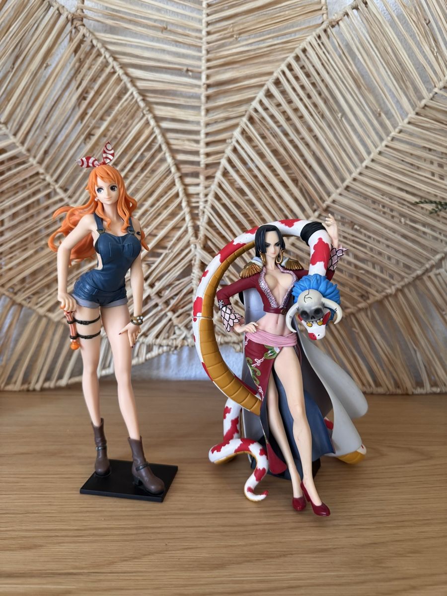 Statuette: Figurines One Piece Nami & Boa Hancock été – Usato da Plan-les-Ouates venduto da ben_hc52