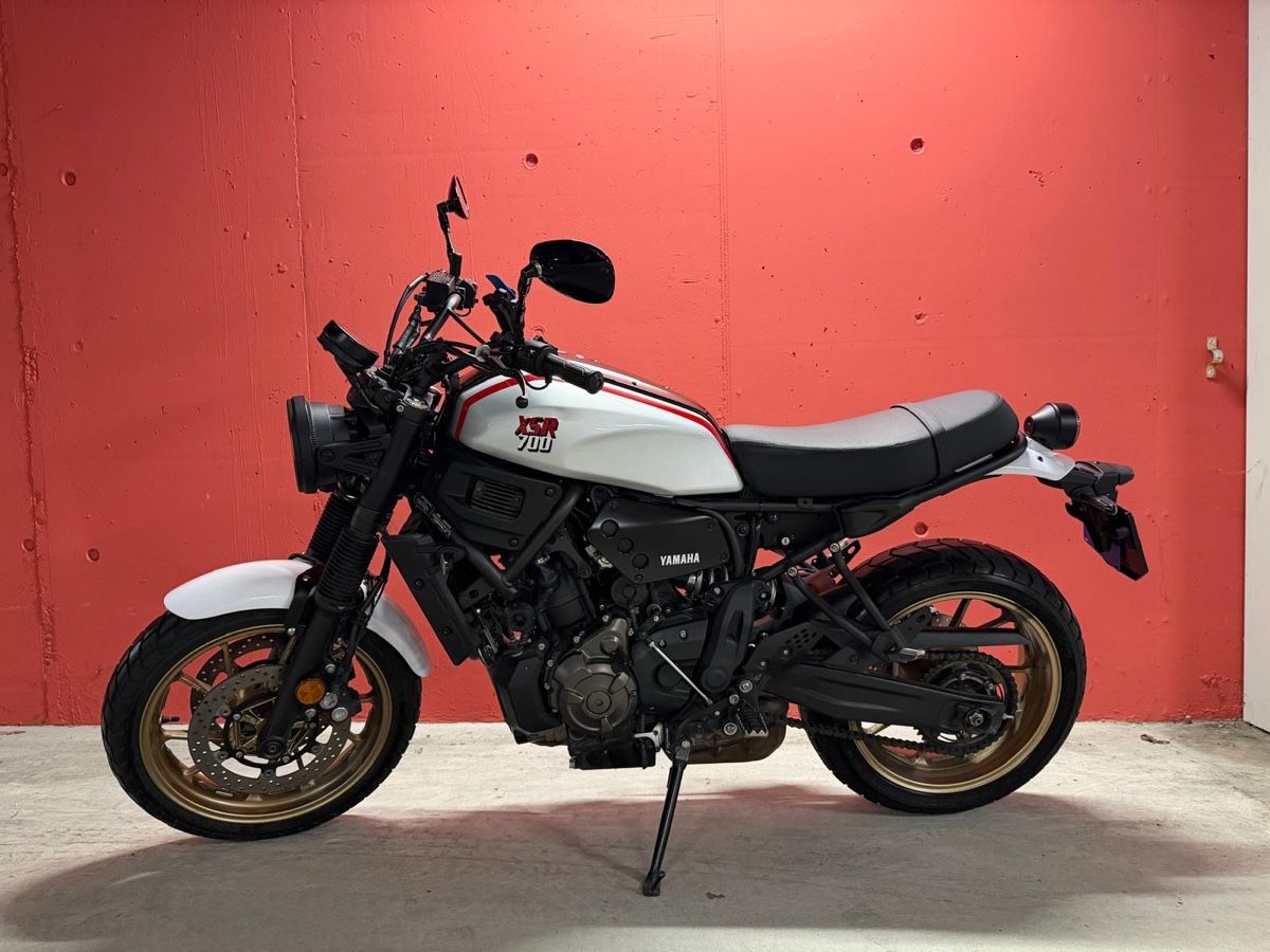 Yamaha Strada: Yamaha XSR700 (35 kW)  – Nuovo (secondo la descrizione) da Bibern SH venduto da Opia94 5