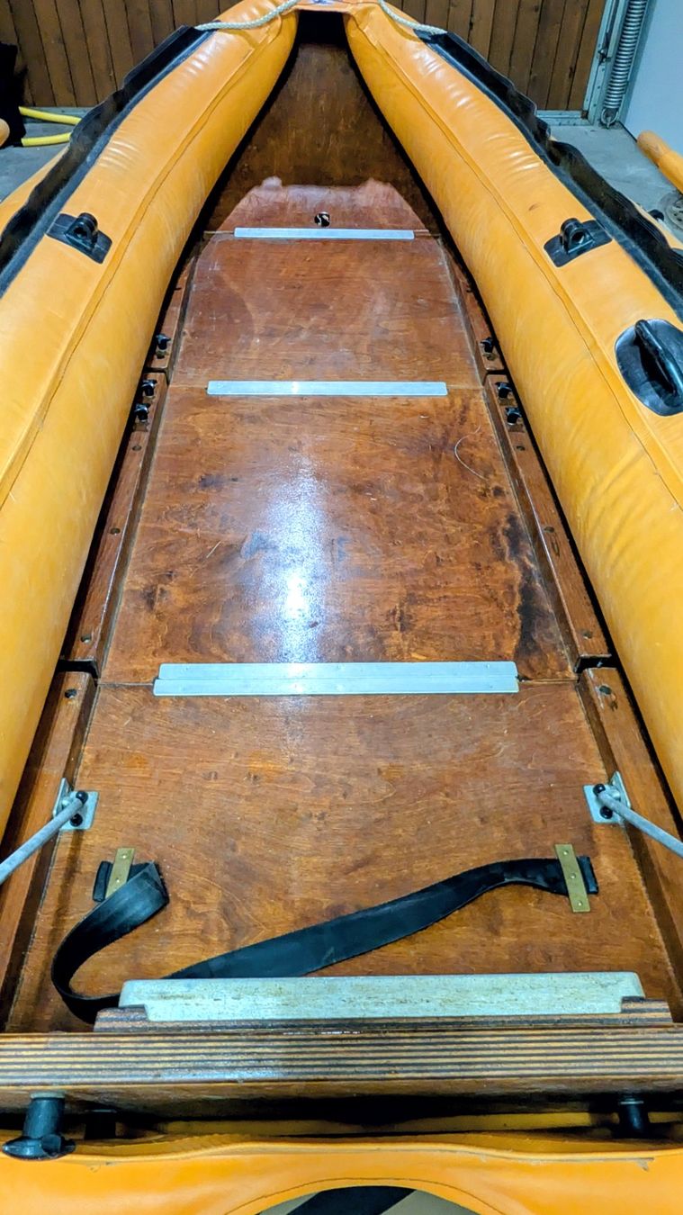 Metzeler Barche: Schlauchboot mit Holzboden, Metzeler Markant S – Usato da Kilchberg ZH venduto da markus.reis.vbg 3