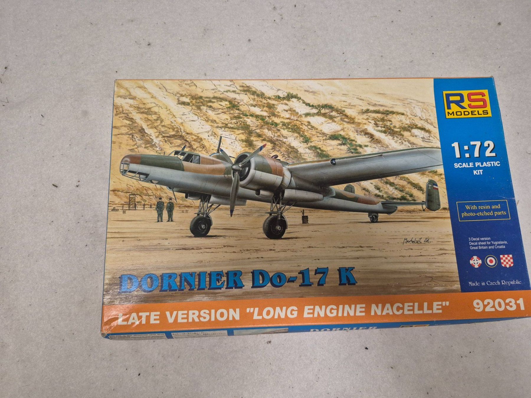 Kits de montage: RS Models 1:72 Dornier Do 17 K – D'occasion à Wald ZH par recher67