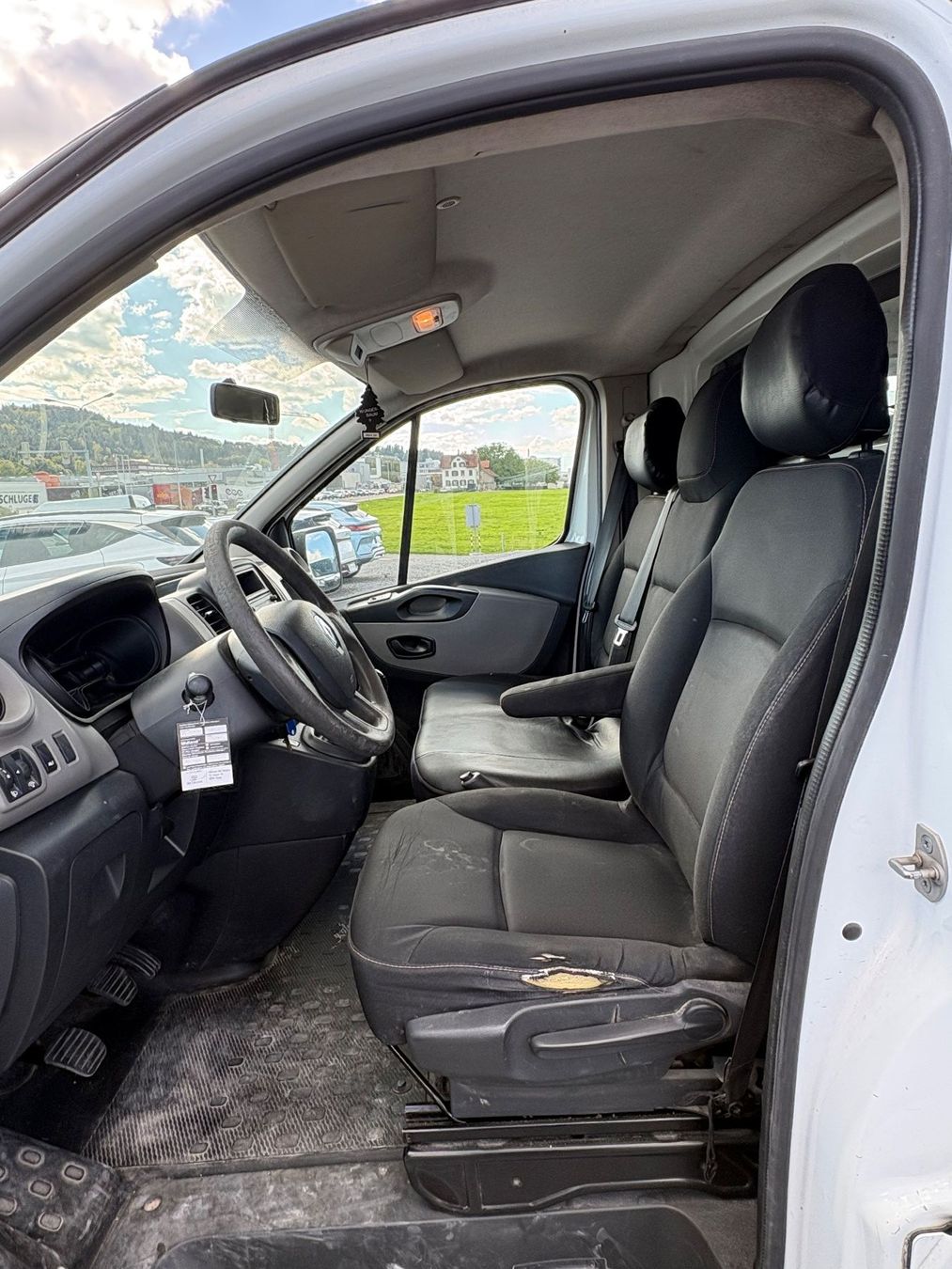 Renault Veicoli commerciali: Renault Trafic dci 90 (MO) – Usato da St. Gallen venduto da CityAuktion 2