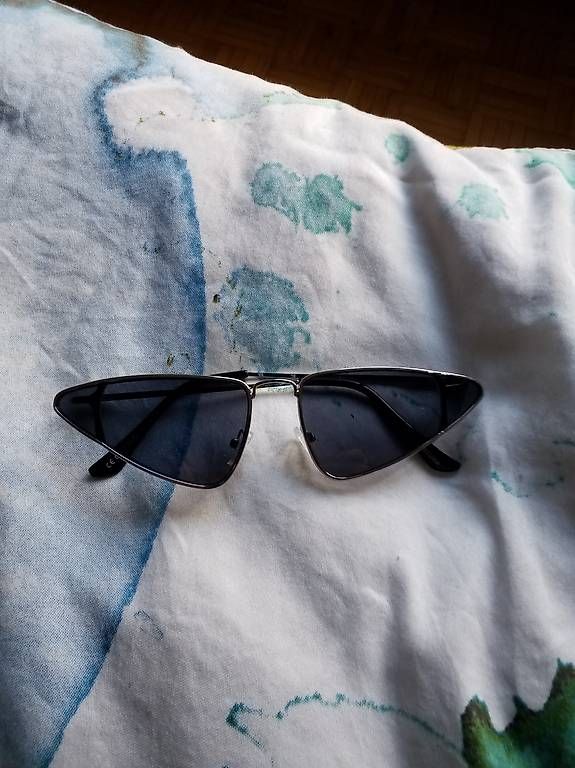 Occhiali & Lenti: Fashionlook Sonnenbrille Alternative – Usato da Bern venduto da Bluepop 2