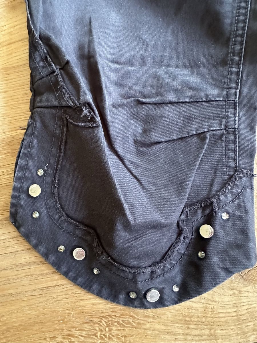Airfield Pantalons: Airfield 3/4 Hose schwarz – D'occasion à Reutlingen par Baccardi_girl 3