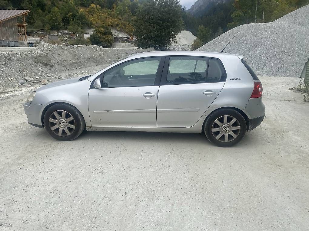 Autos: Golf 5  – D'occasion à St-Martin VS par jq3_whj5 1