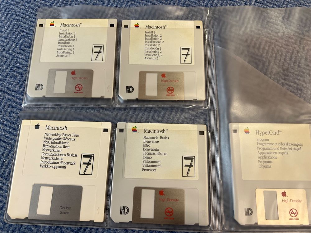 Vintage disquettes Macintosh System 7.5, utilitaires et manuels