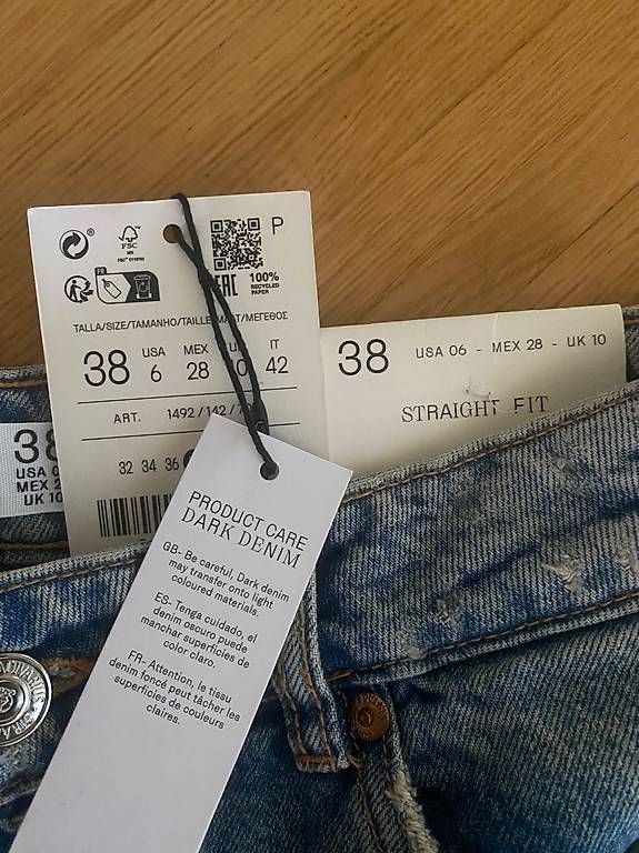 Jeans: Jeans Stradivarius  – Usato da Langnau am Albis venduto da Monikacv16 2