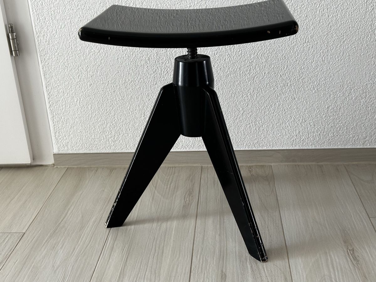 Tabourets: Klavierhocker schwarz verstellbar – D'occasion à Eglisau par Brewster1 1