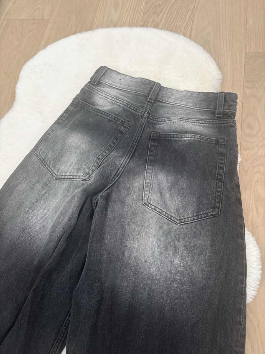 Bershka Jeans: Bershka Black-White Tippsy Jeans – Nuovo (secondo la descrizione) da Alchenflüh venduto da Marcoalex.costa 1