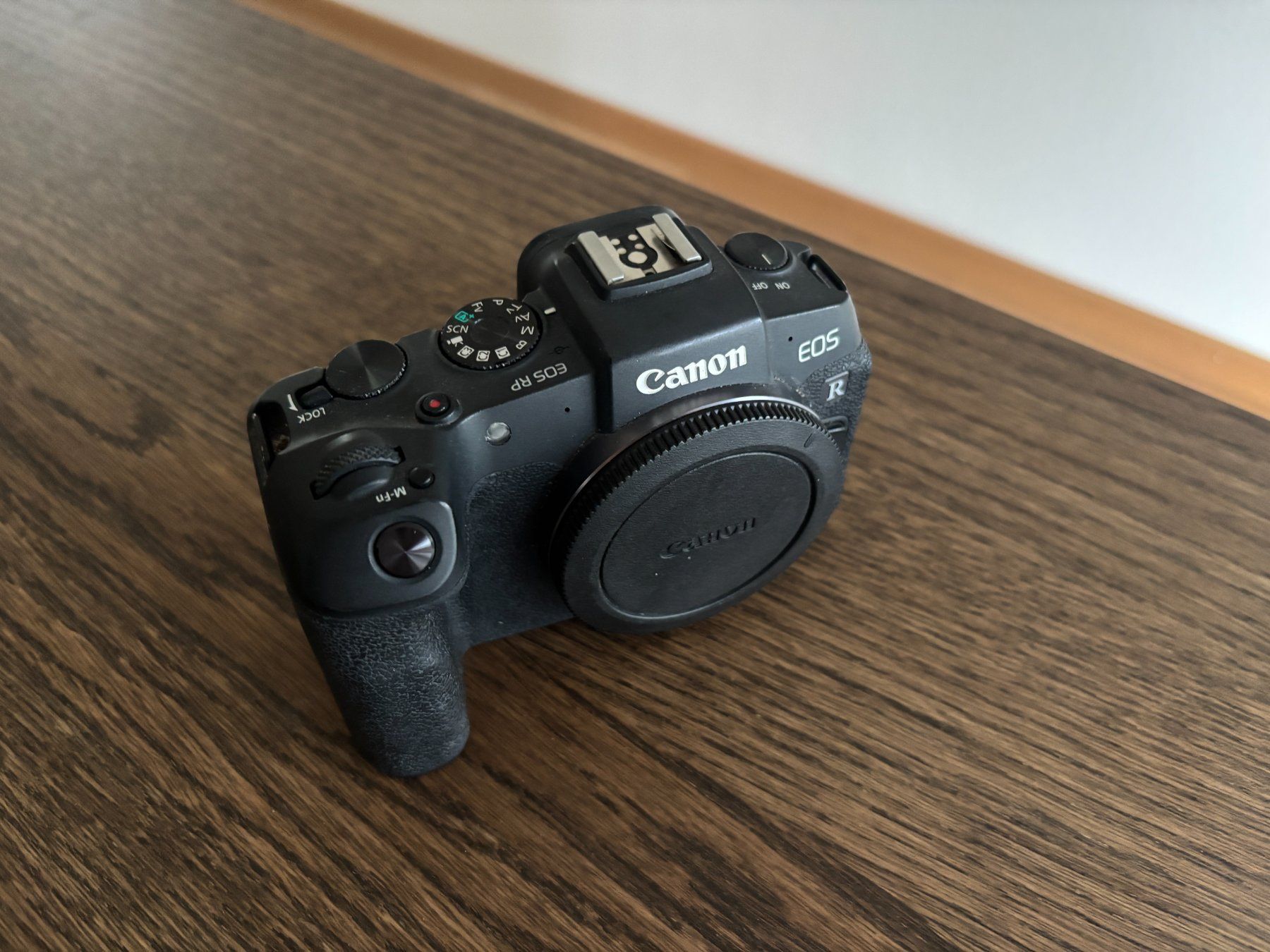 Canon EOS RP Kamera (inkl Ladekabel und Akku) gebraucht (Gebraucht) in ...