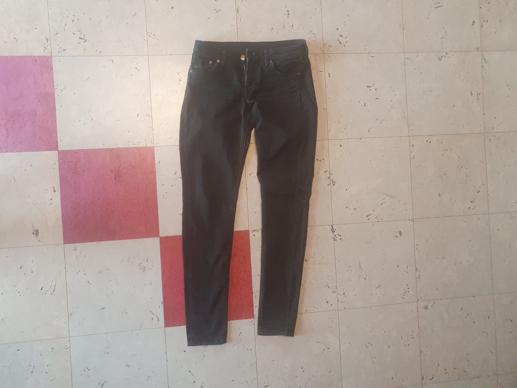H&M Pantaloni: Jeans – Usato da Moosseedorf venduto da Sonnenschein.. 3