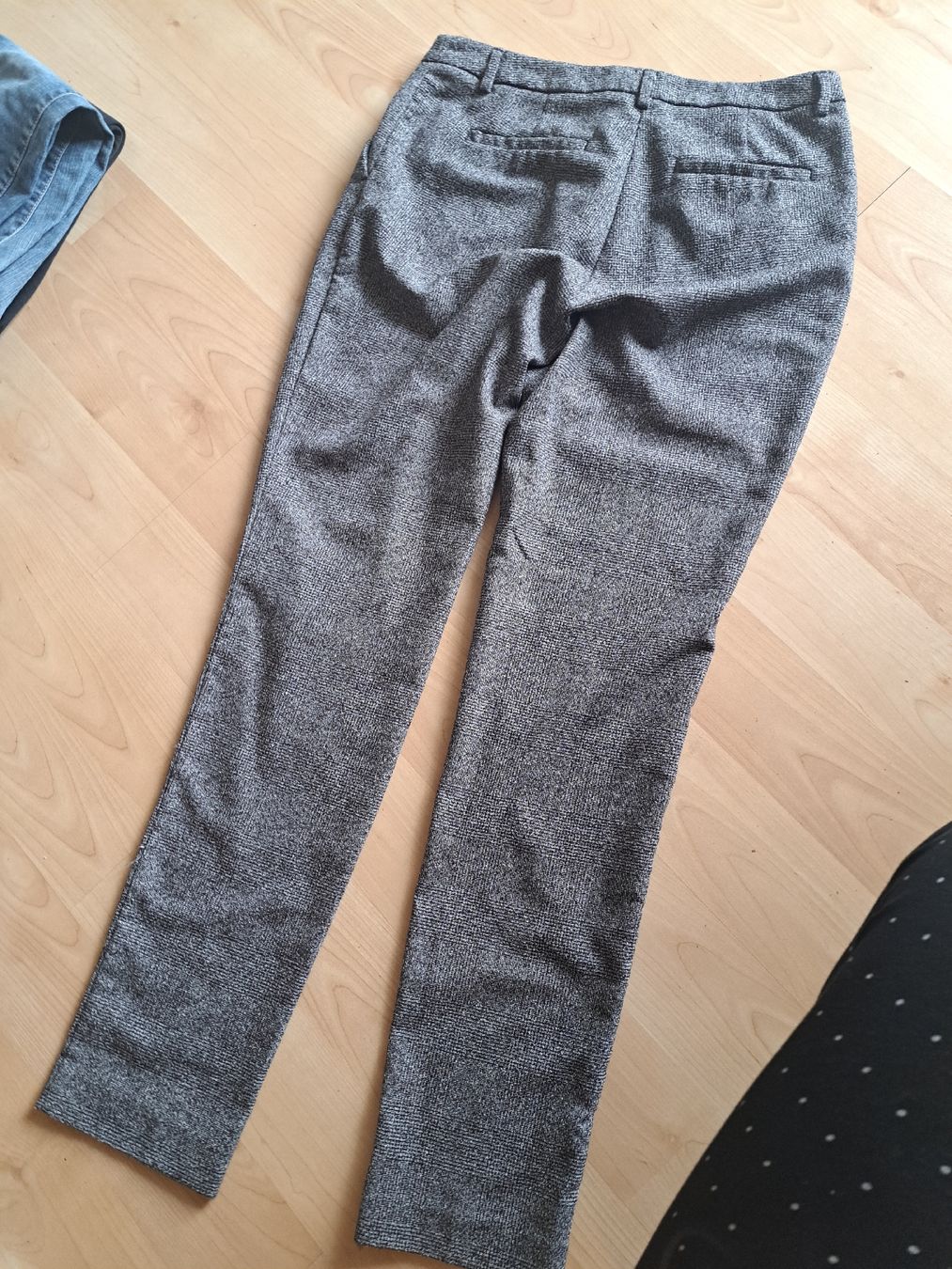 Pantaloni: Elegante Hose mit Seitentaschen Grösse 38 – Usato da Urdorf venduto da Yvonne008 4
