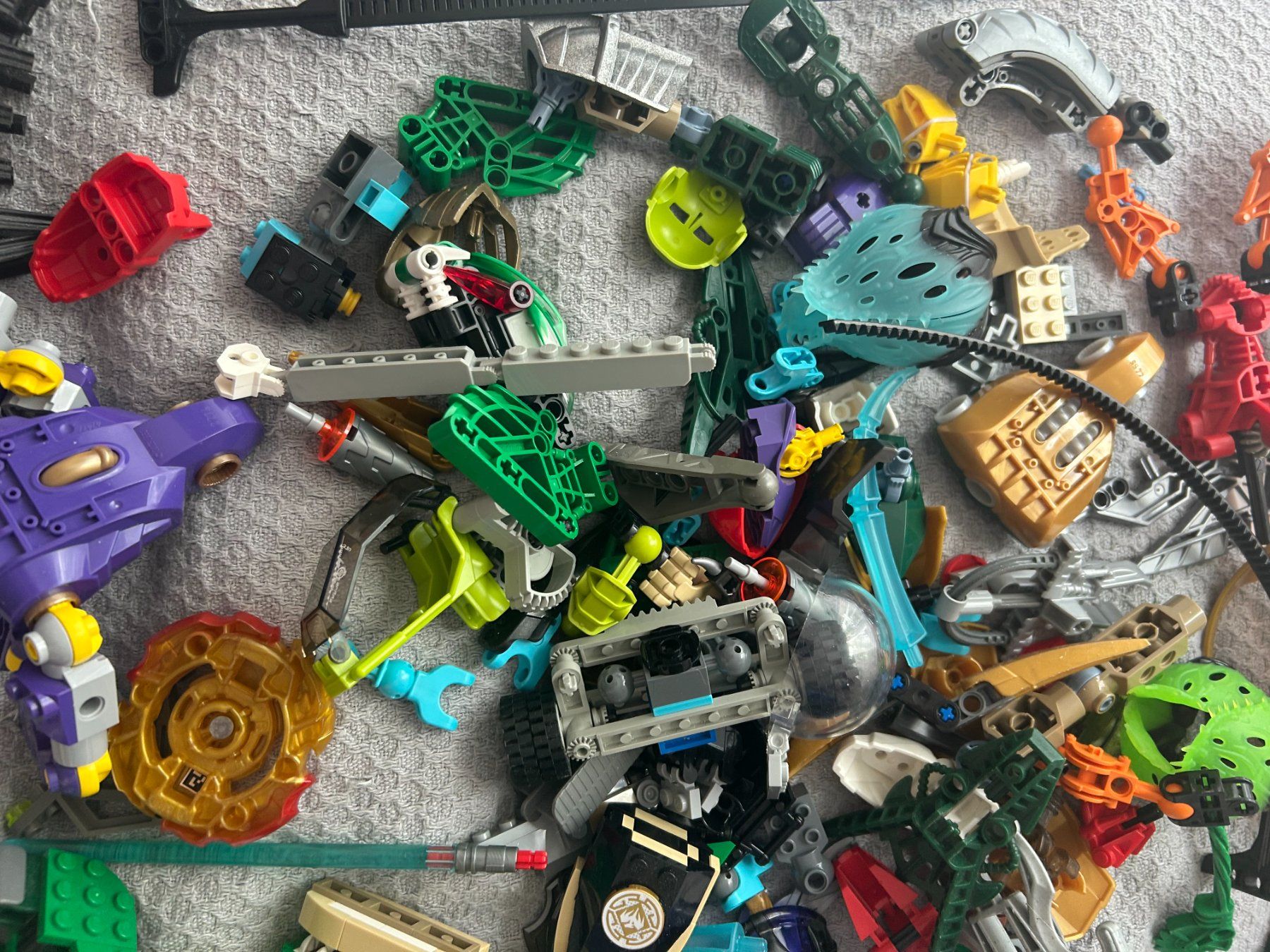 Lego Giocattoli: 900 Gramm Lego Bionicle Teile – Usato da Volketswil venduto da Daniel68ernst 6
