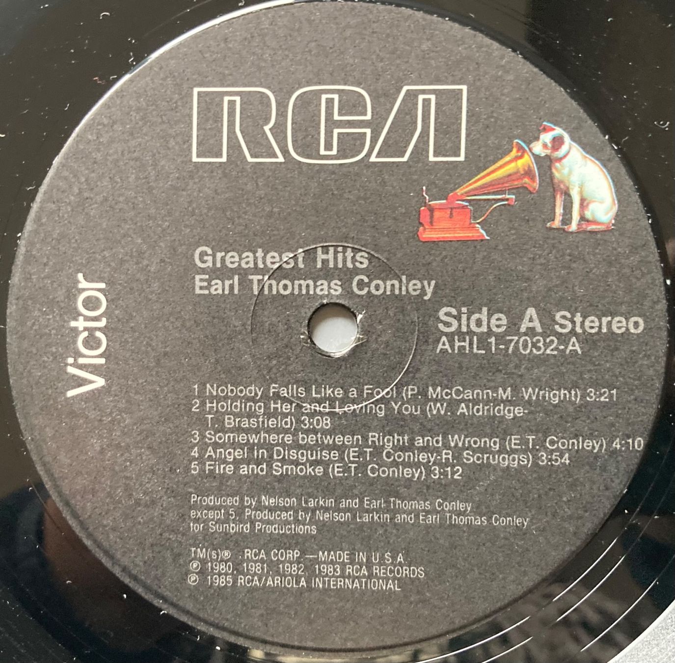 Dischi in vinile: EARL THOMAS CONLEY - GREATEST HITS – Usato da Poliez-Pittet venduto da Newtown-Records 2