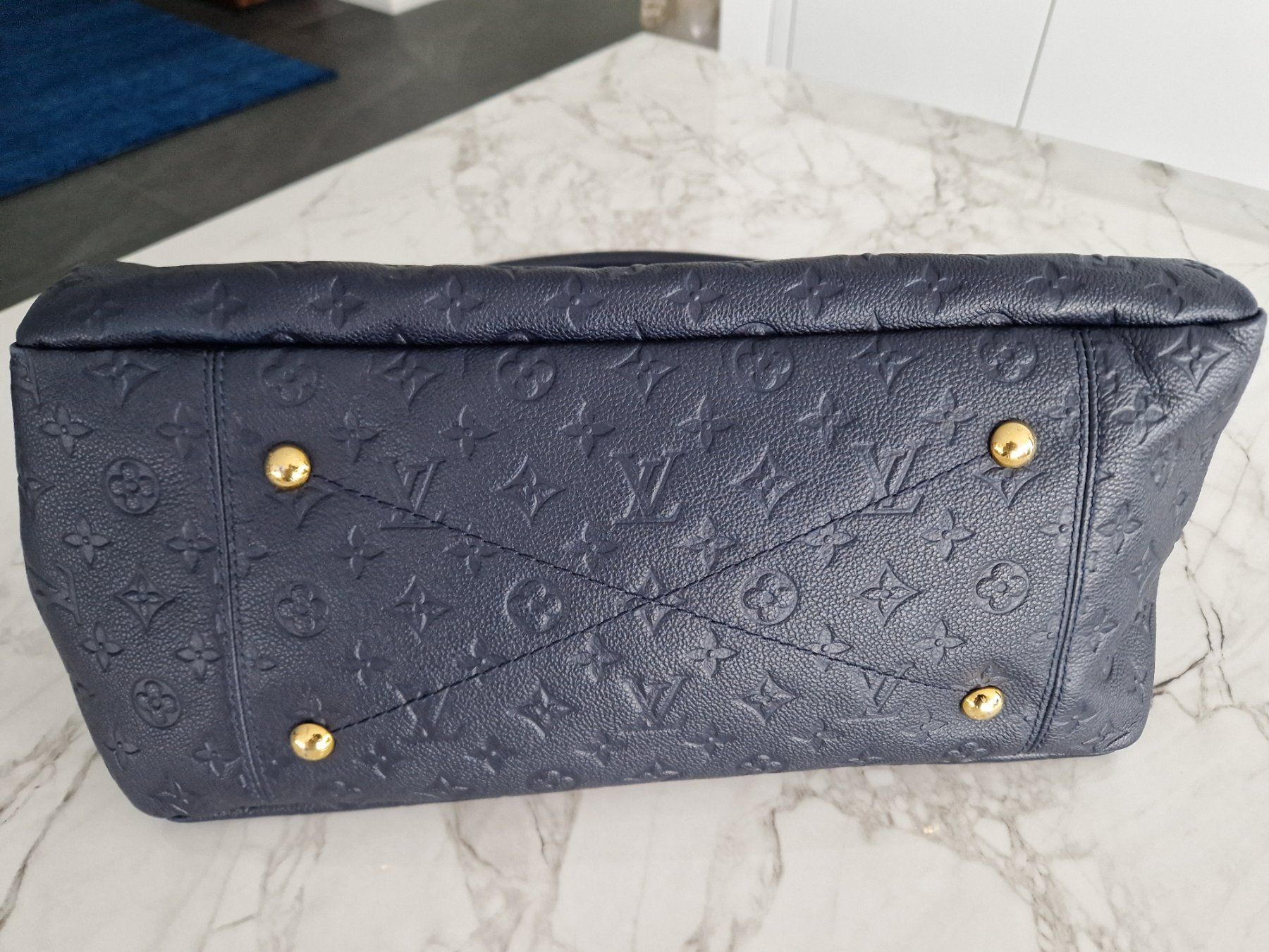 Louis Vuitton Taschen für Damen: Louis Vuitton Artsy – Gebraucht aus Sitterdorf von jeboku92 5