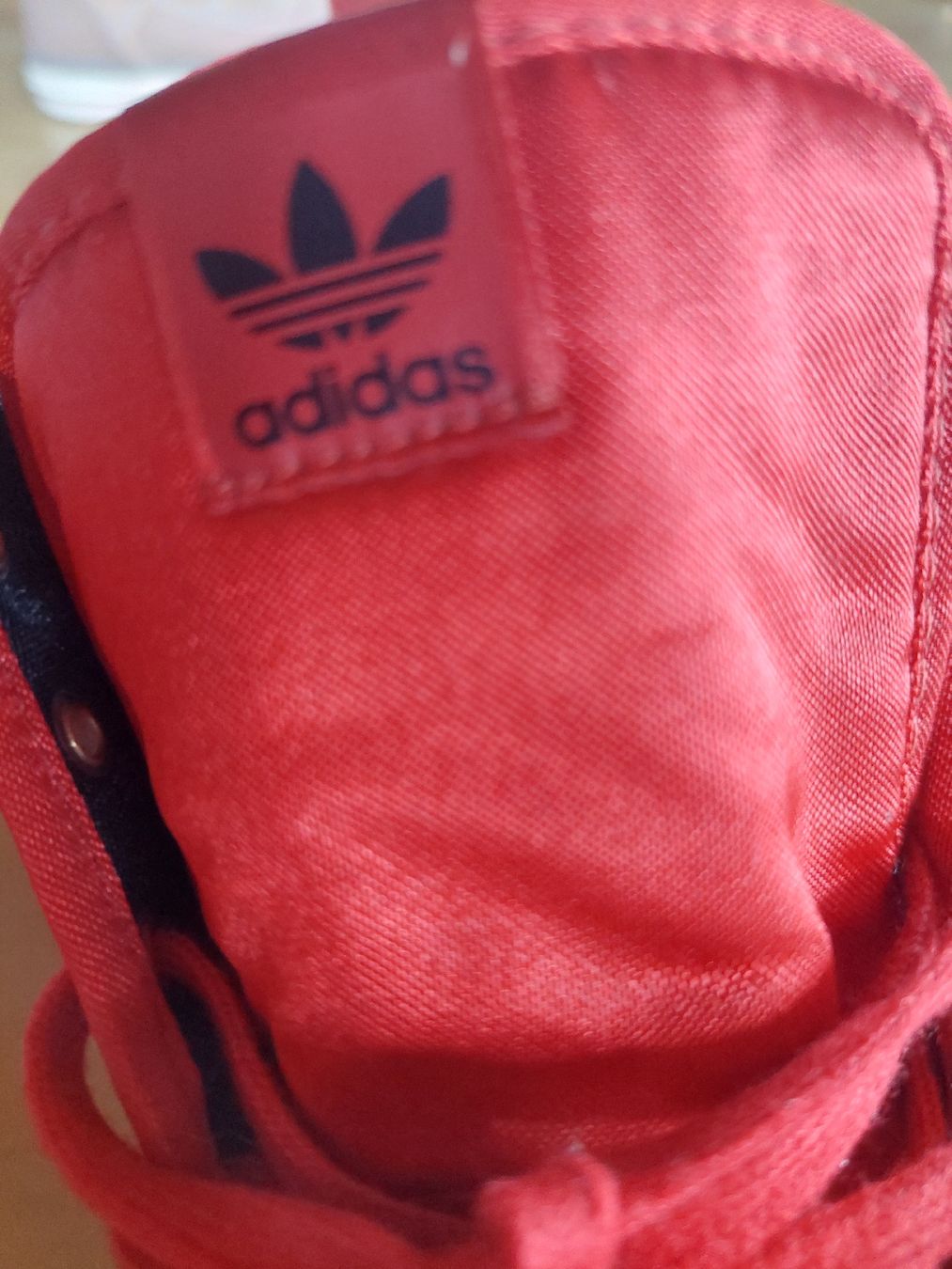 Adidas Scarpe da donna: adidas.. sport chic..satin – Nuovo (secondo la descrizione) da Veyras venduto da yonel78 1