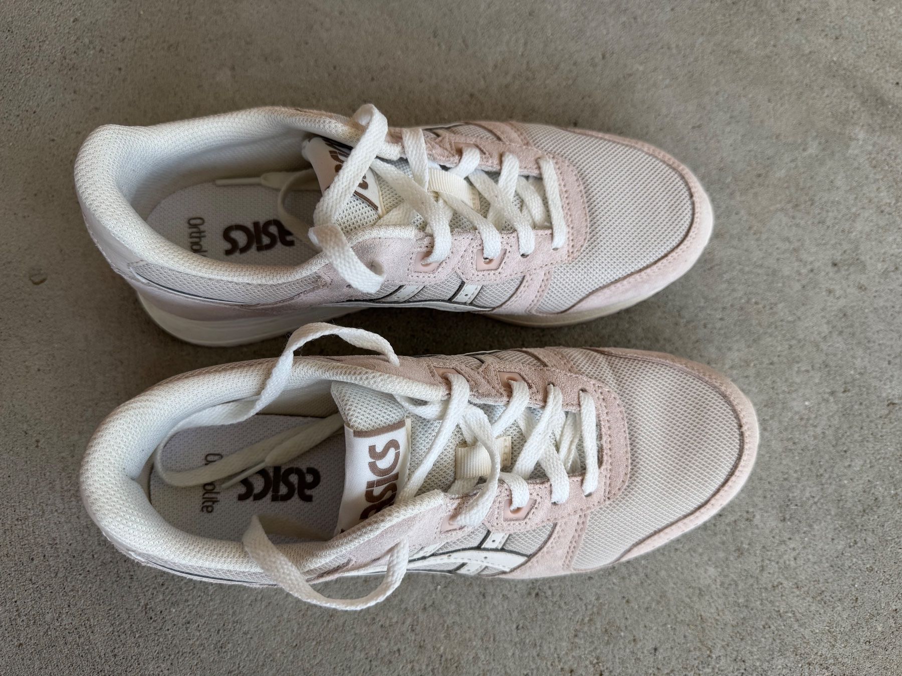 Asics Scarpe da donna: Sneaker Asics Grösse 39 – Nuovo (secondo la descrizione) da Zürich venduto da sinaxnoemi 2