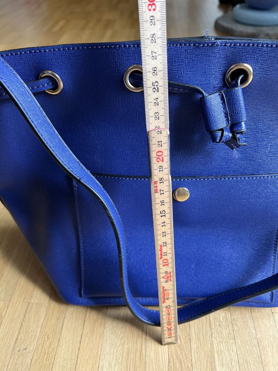 Borse: Königsblaue Beuteltasche – Usato da St. Gallen venduto da Mokki2014 1