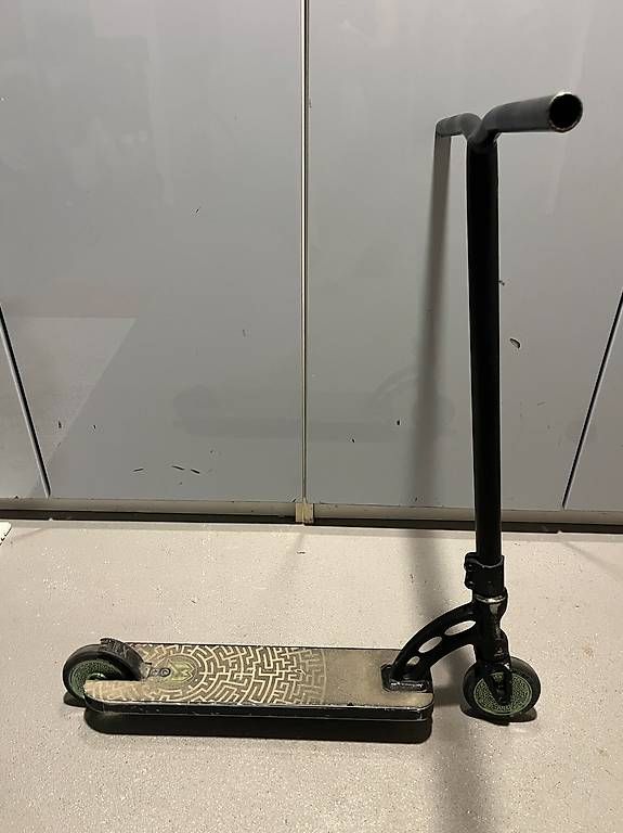 Kickboard: MGP Stunt Scooter – D'occasion à Aarau par Turbo555