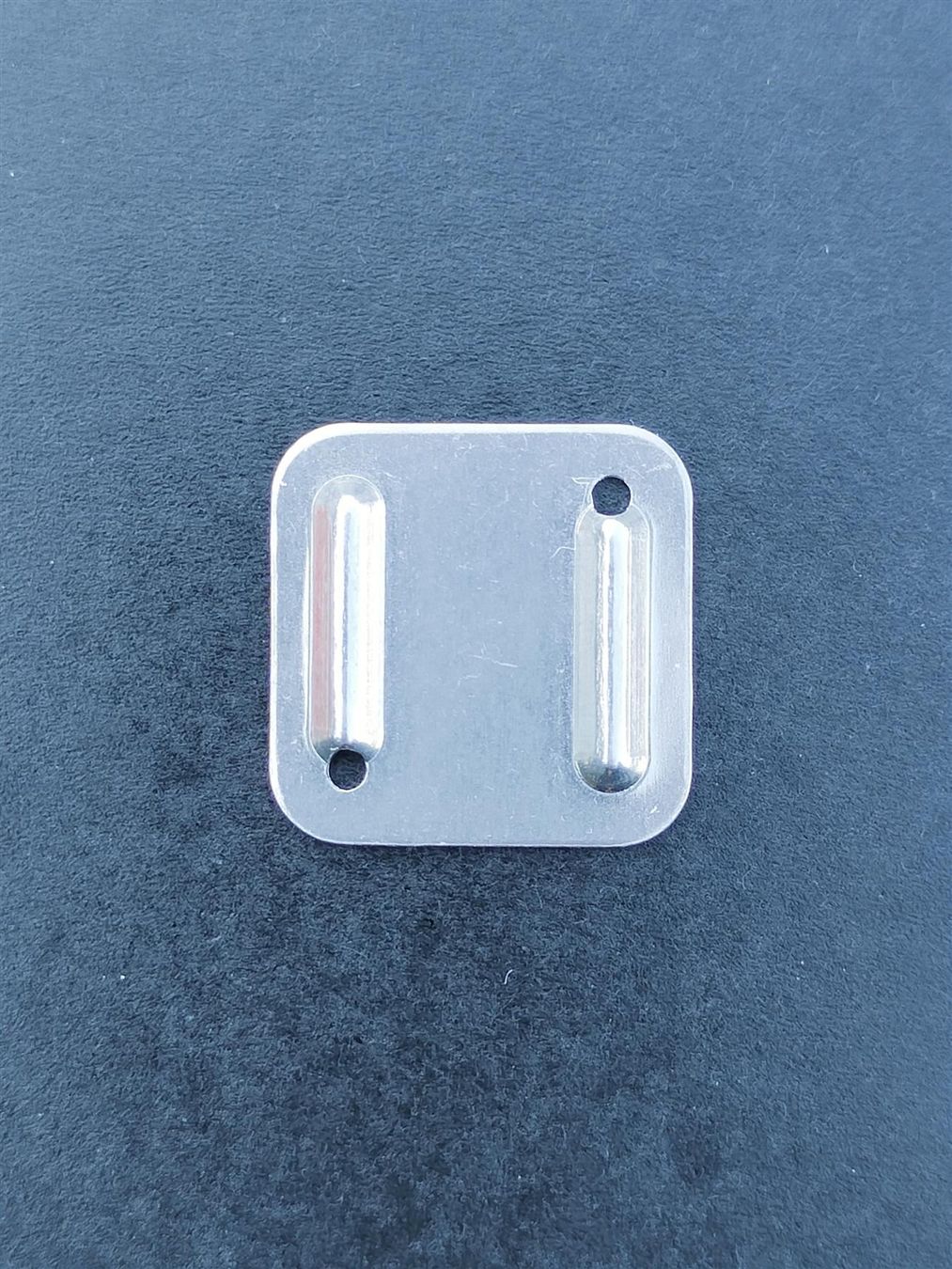 Placchette & Badge: Metallplättchen für Sugus – Usato da Bauma venduto da SwissMilitaria