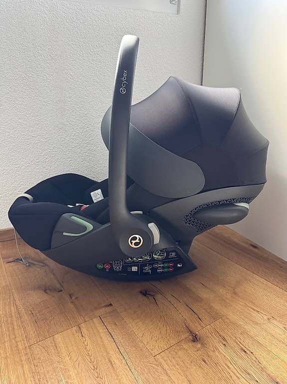 Seggiolini per auto: Babyschale Cybex – Usato da Wattwil venduto da jeessi1993