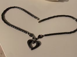 Vintage Hämatit Halskette mit Herzanhänger