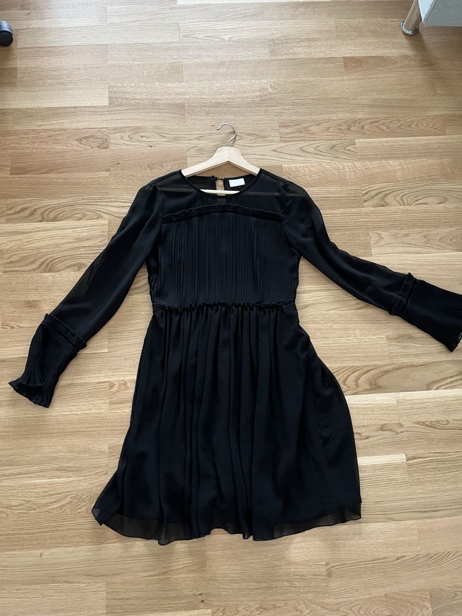 Vila Vestiti: Vila Kleid, Gr. 36, Schwarz, elegant – Nuovo (secondo la descrizione) da Kriens venduto da ana_yr9x 2