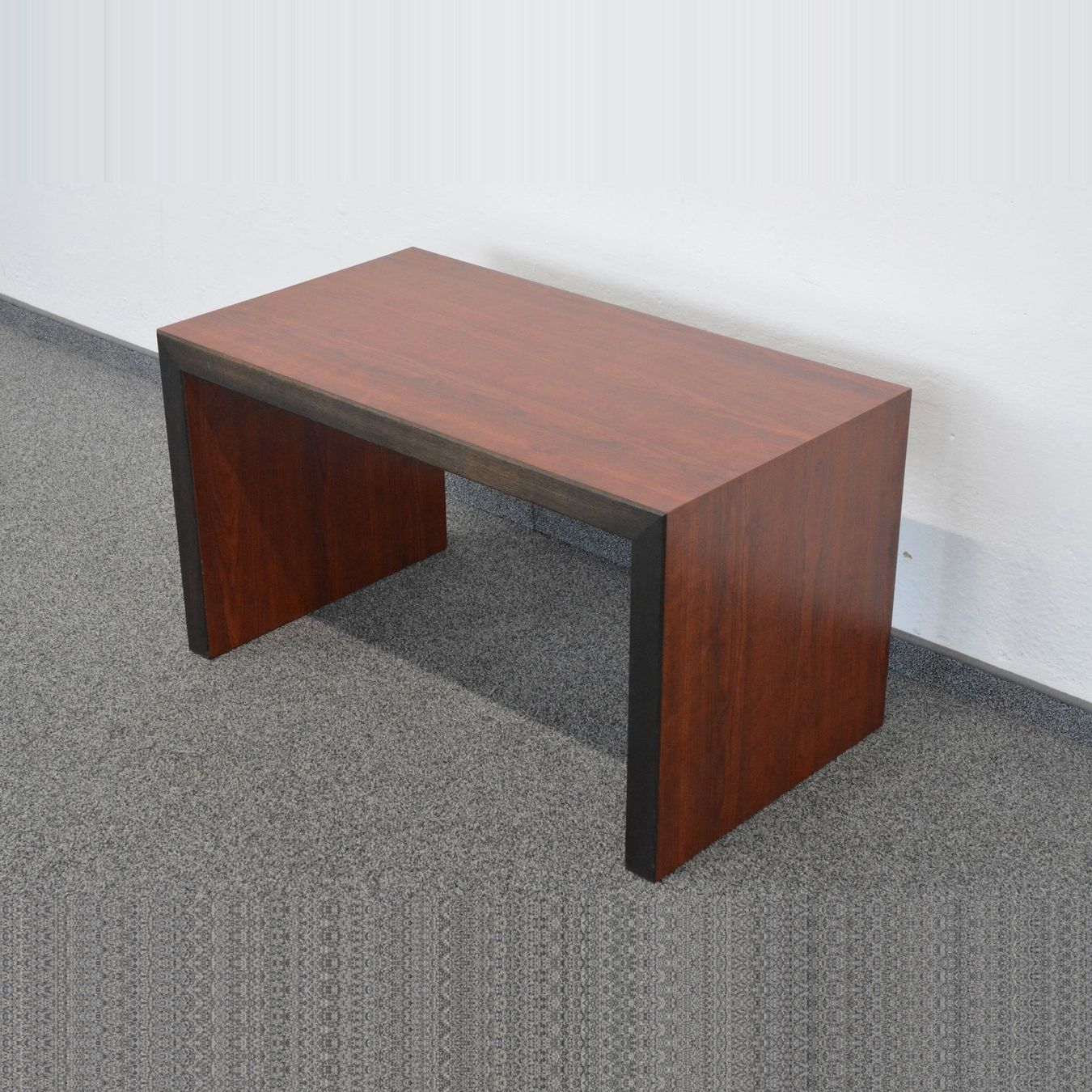 Tables: Top Design Basic Lounge-Table – D'occasion à Schönenwerd par mcofficeshop 2