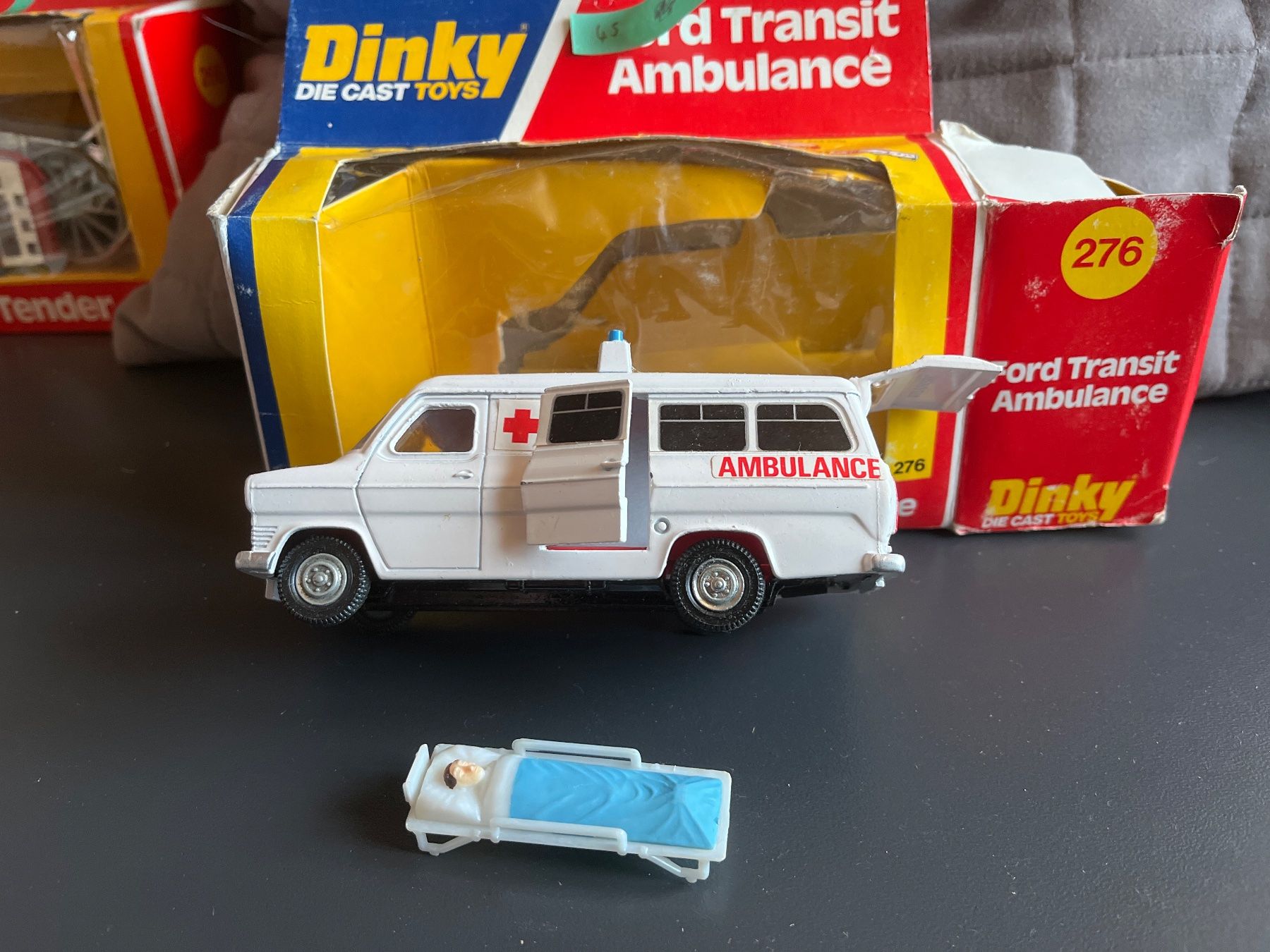 Dinky Toys Modellini d'auto: Dinky Toys Ford Transit Ambulance – Usato da Goumoens-la-ville venduto da sfornallaz