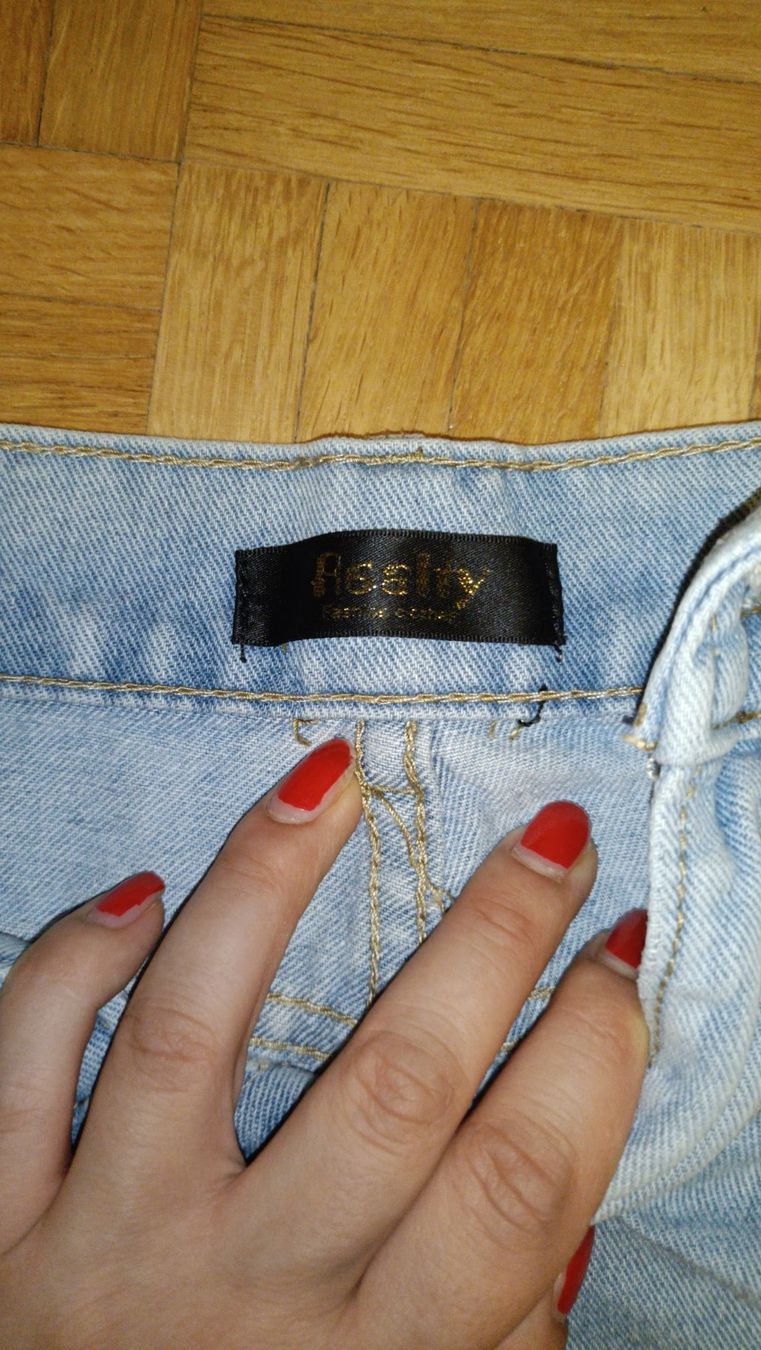 Jeans: Damen Sommer Jeans Shorts Gr. 36 – Gebraucht aus Dübendorf von Me_sa 1
