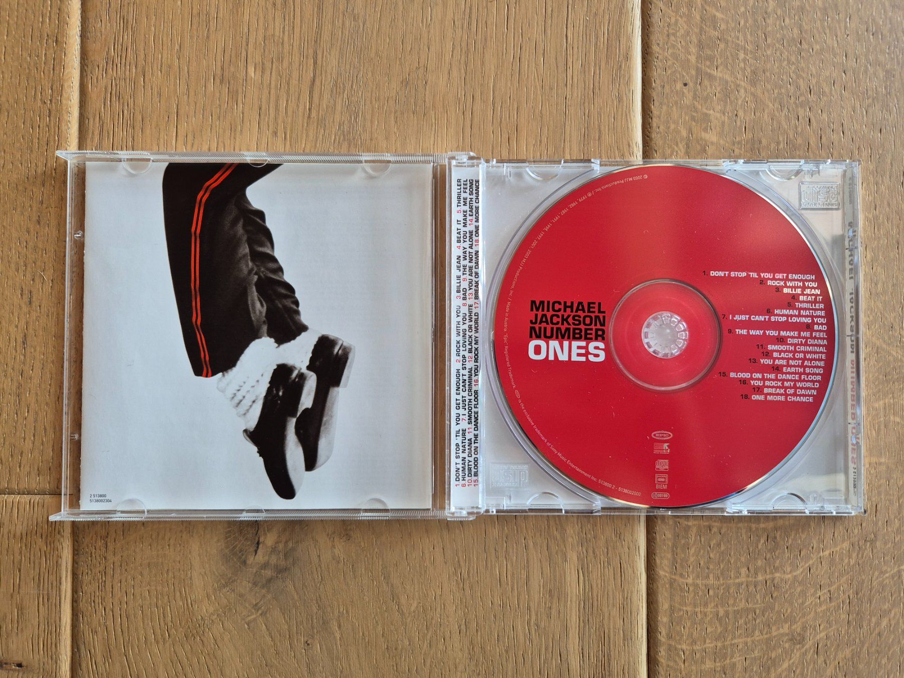 CDs: Michael Jackson - Number Ones - CD – Gebraucht aus Savièse von coeur88 2