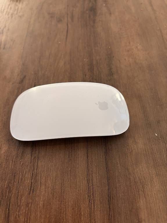 Souris: Apple Magic Mouse 2024 – D'occasion à Zürich par pat_6skg 1