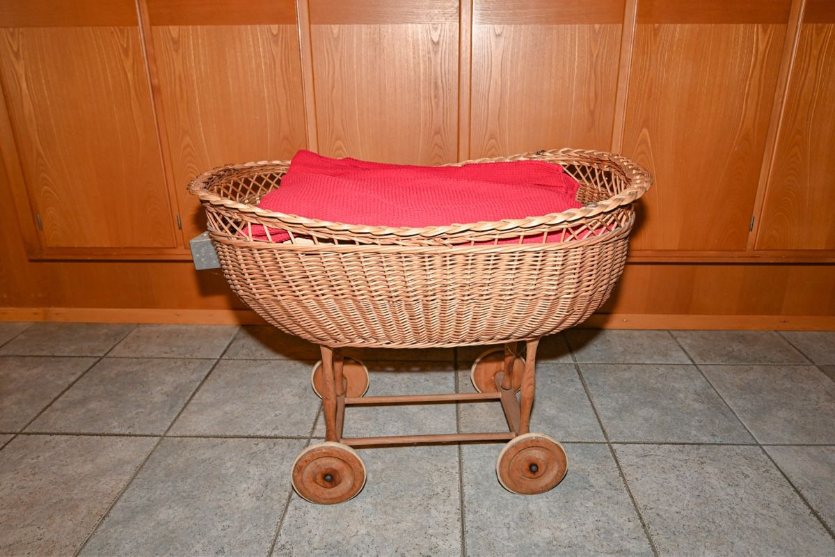Berceaux: Vintage Korbkinderstubenwagen – D'occasion à Rombach par JMP_Aloha
