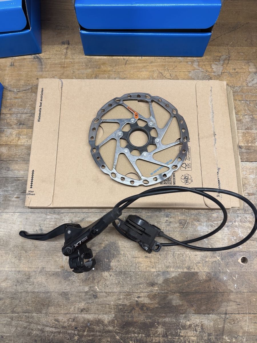Shimano Pezzi di ricambio: Shimano Scheibenbremsen Set  – Usato da Zermatt venduto da mpower431 1