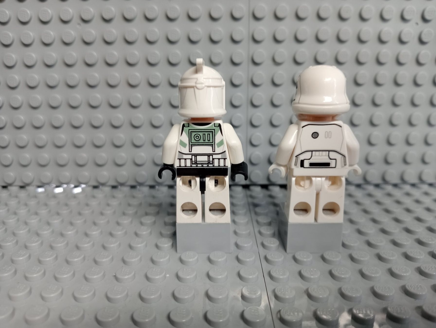 Lego Jeux de construction: Lego Star Wars - Clone Trooper - First Order Stormtrooper – Neuf (Voir description) à Arconciel par  2