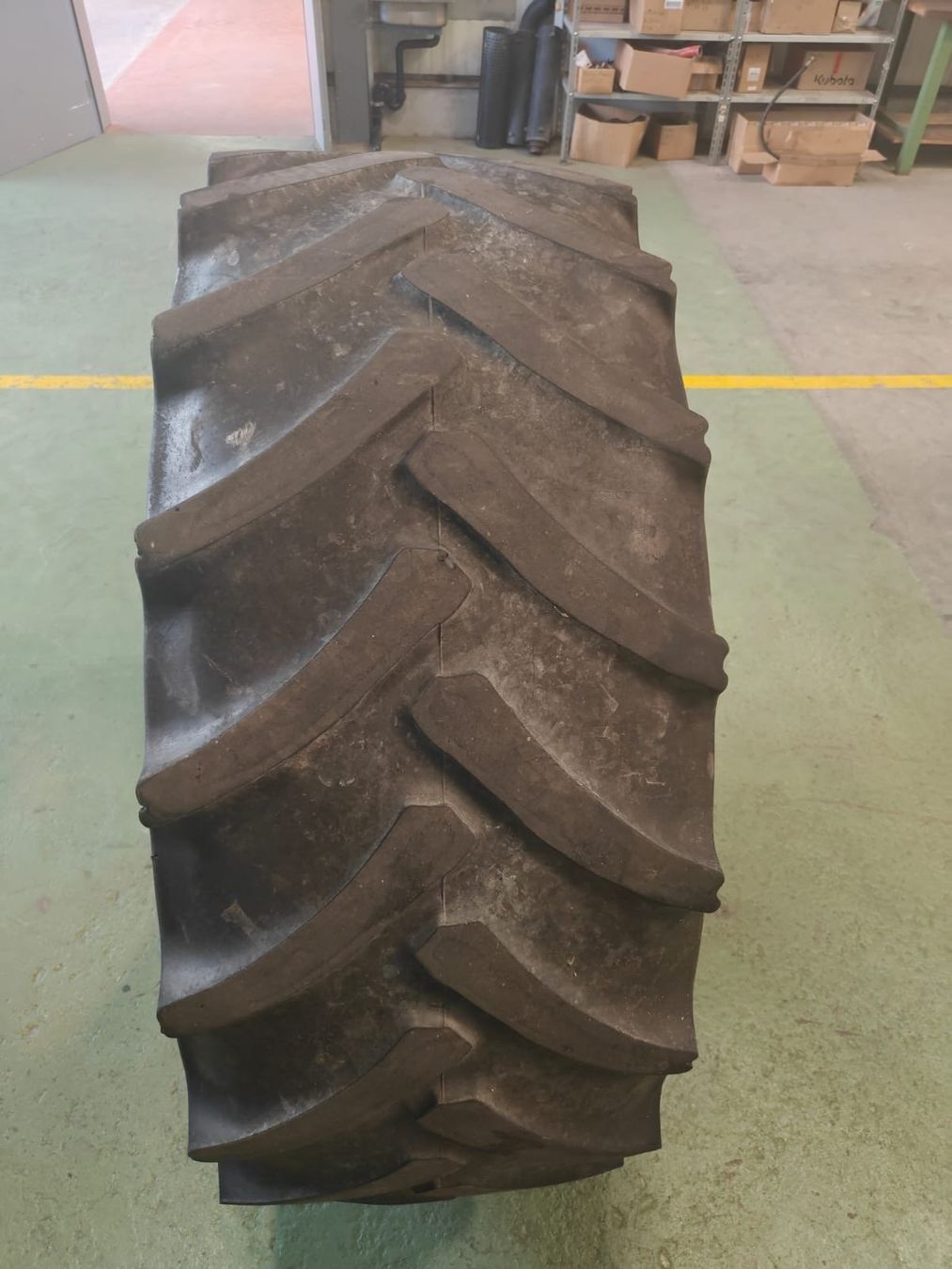 Pneus & Roues: 540/65R34 Reifenpaar – D'occasion à Lätti par baumi02 4