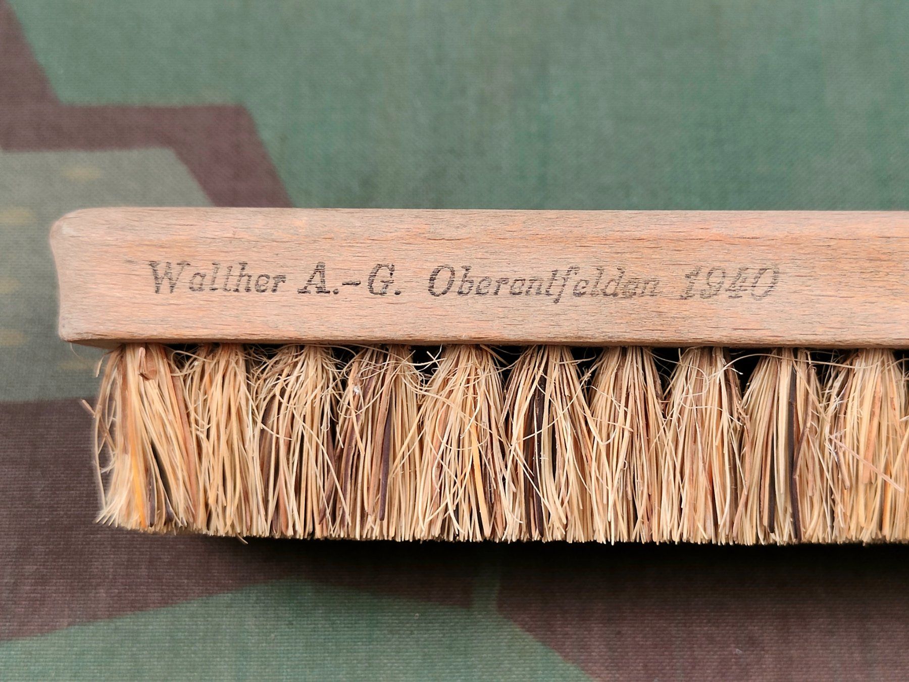 Schweizer Armee Uniformi: Schuhbürste Ord. 1914, Variante 2 – Usato da Bauma venduto da SwissMilitaria 3