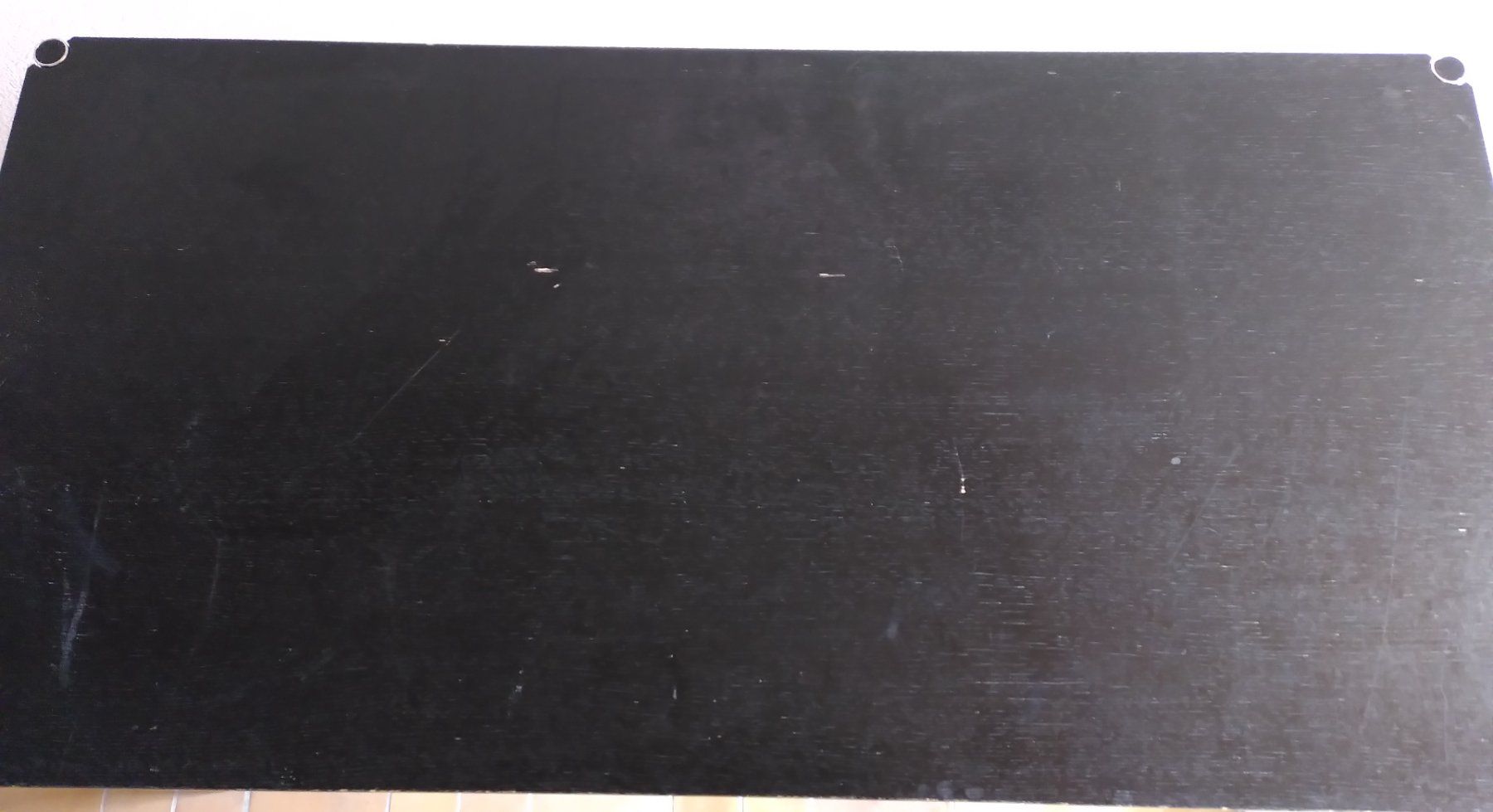 USM Scrivanie: USM Haller Tisch 150x75cm – Usato da Steinmaur venduto da Cberni 2