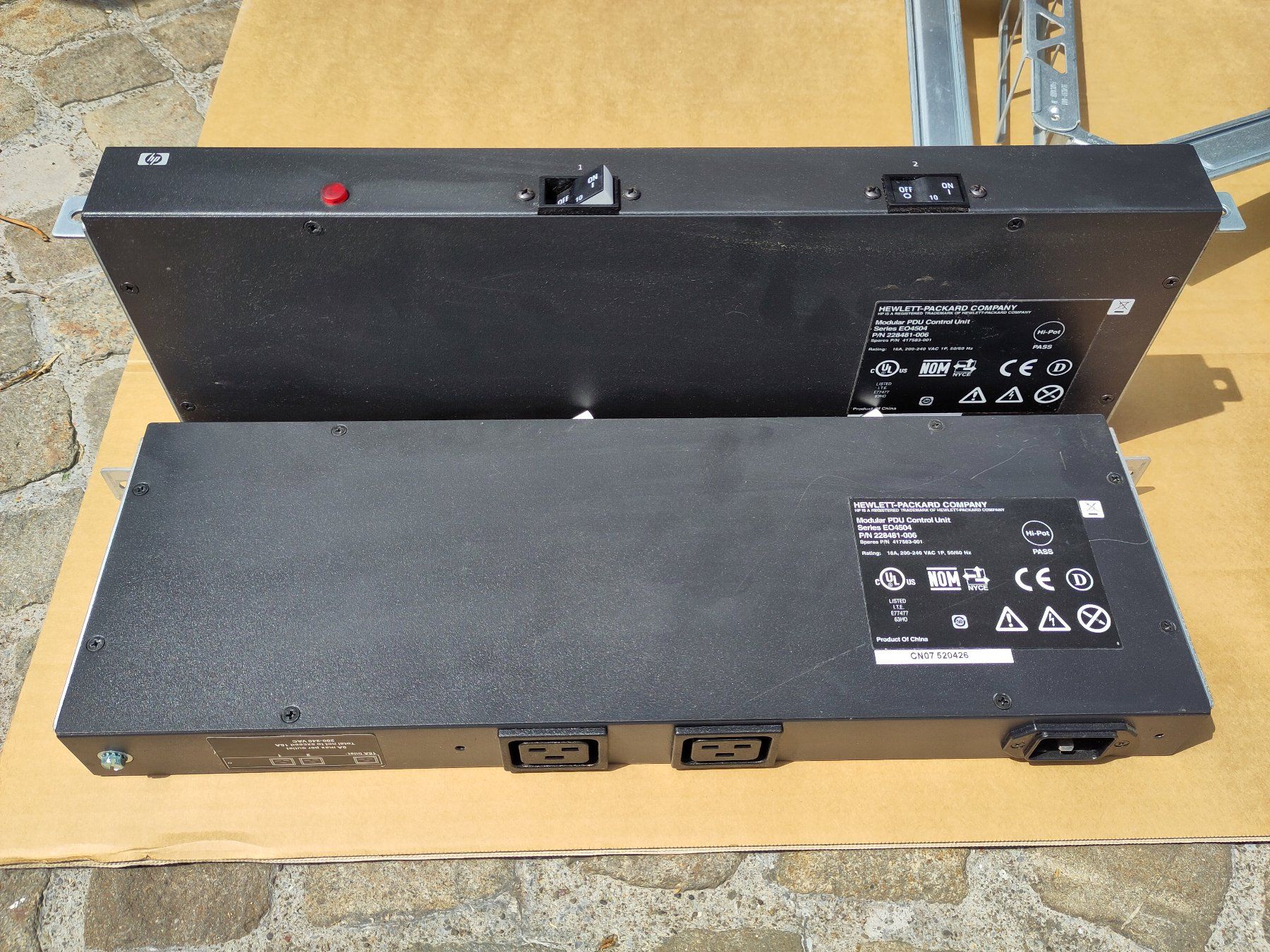 Hewlett Packard Racks & Cavalletti: HP Server Rackschrank 42U – Usato da Schwändi GL venduto da kunubu 8