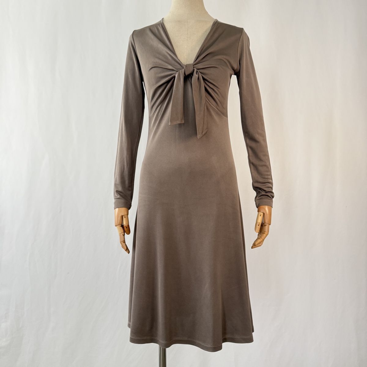 Allude Vestiti: ALLUDE Silk Dress – Usato da Emmen venduto da Avviivva_Com2023