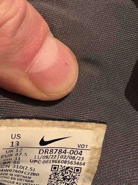 Scarpe da uomo: Chaussures de basket - Nike LBJ taille 47.5 – Usato da Geneve venduto da tom_d7f8 3
