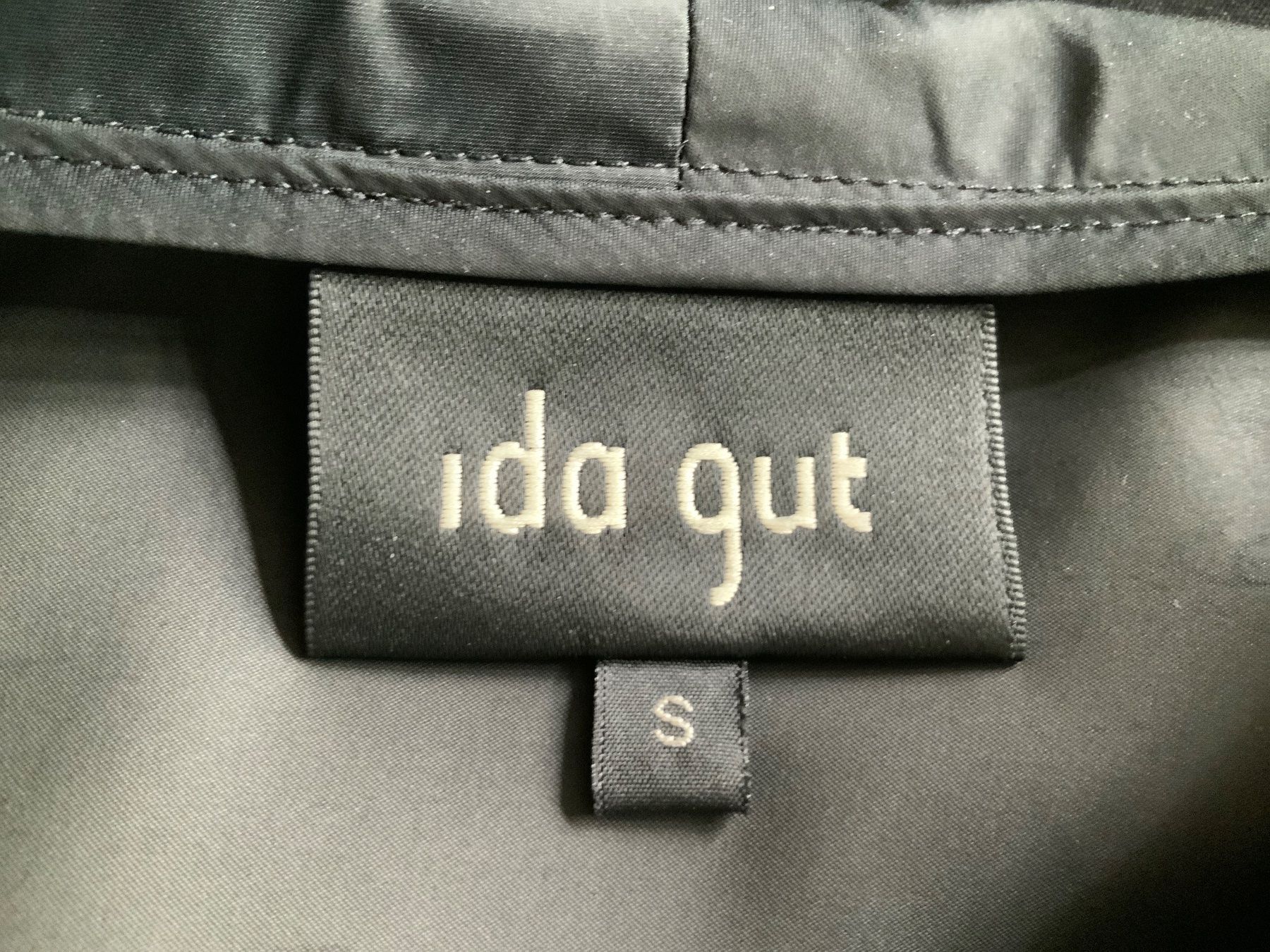 Ida Gut Robes: Kleid Ida Gut – D'occasion à Basel par dreiklang01 2
